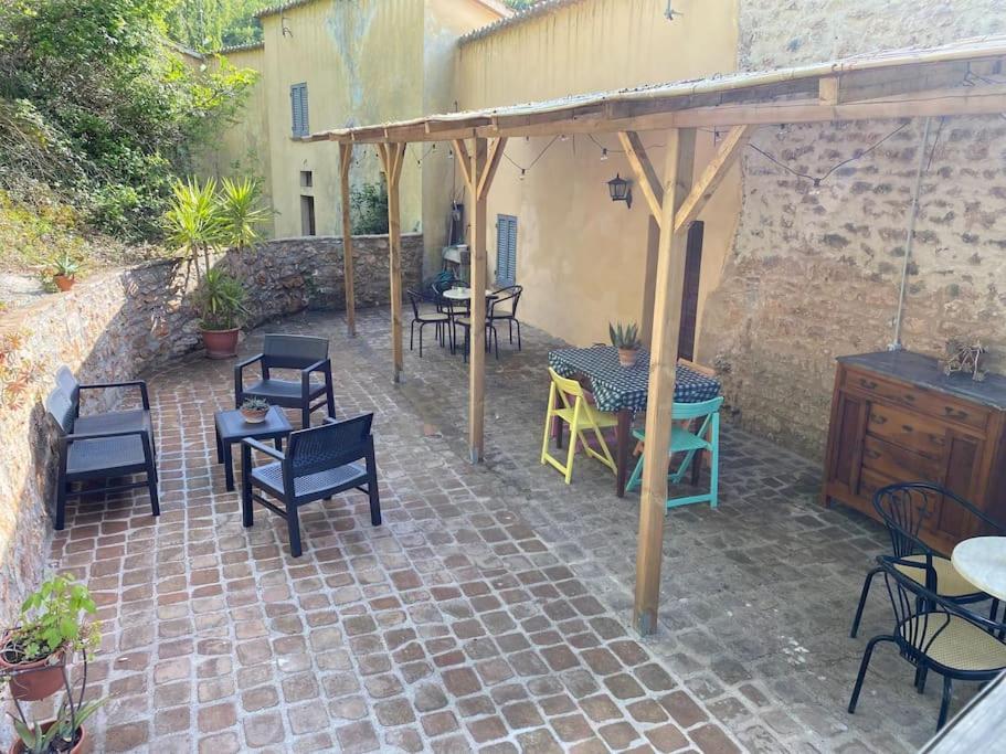 Casa Vacanze Fonte Del Menotre Φολίνιο Εξωτερικό φωτογραφία