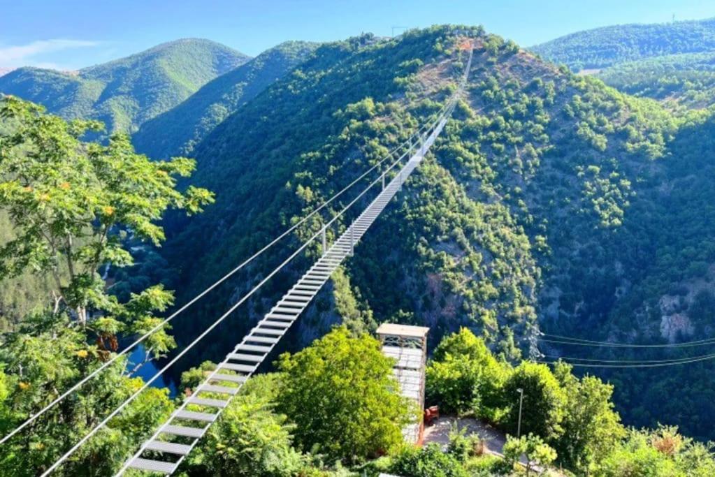 Casa Vacanze Fonte Del Menotre Φολίνιο Εξωτερικό φωτογραφία